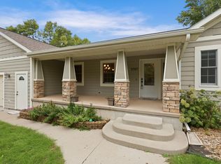 1707 Terrace Dr S, Brookings, SD 57006