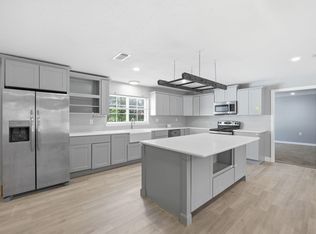 265 E Darby St, Bridge City, TX 77611