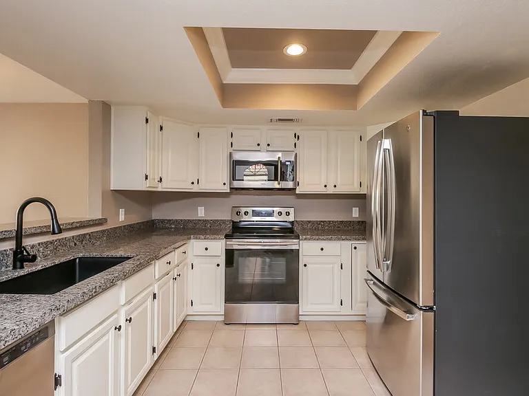 1534 E Campbell Ave — Photo 8