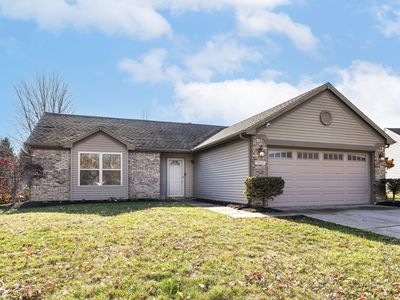 10713 Summerwood Ln, Fishers, IN, 46038