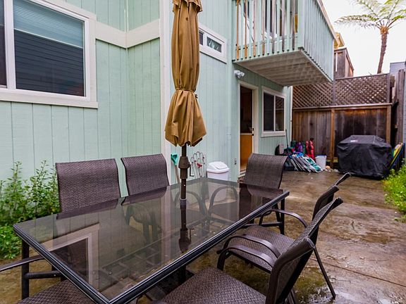 4th image of 208 Stockton Ave APT A