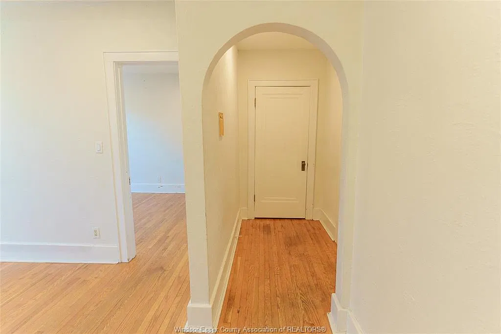 710 Giles Blvd E — Photo 2