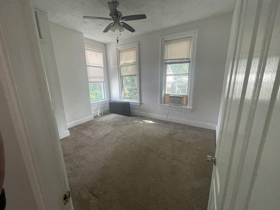 2nd floor bedroom 4
