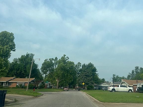 5th image of 6209 S Dewey Ave