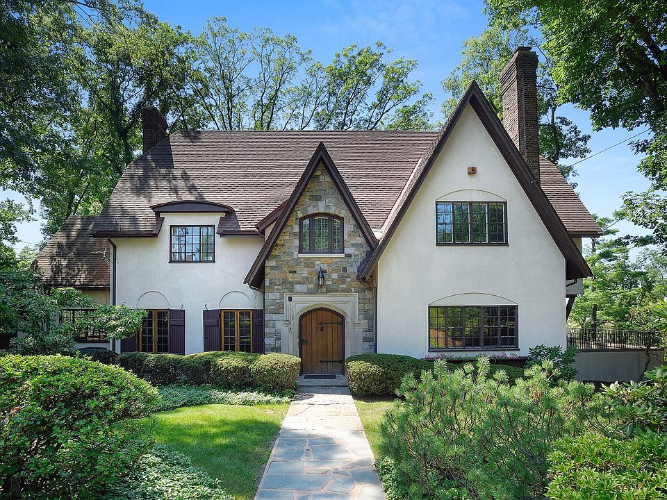 1st image of 172 Forest Way