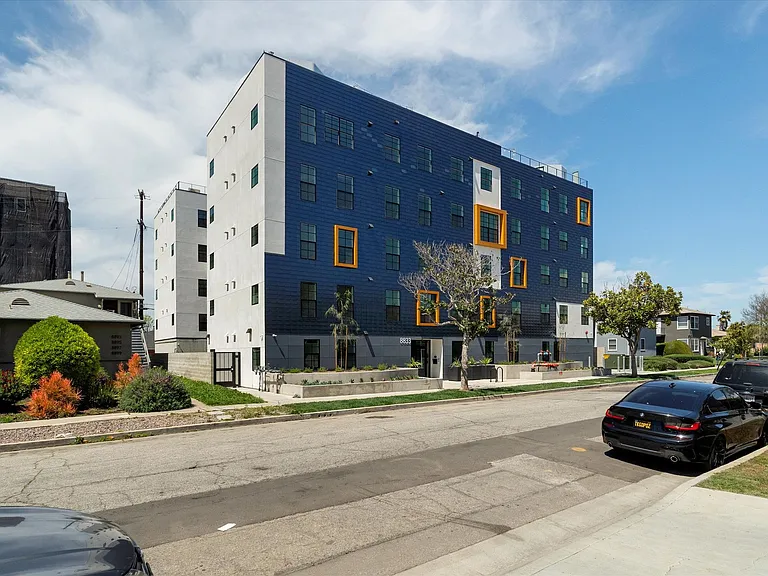 8833 Reading Ave Apartments — Photo 19
