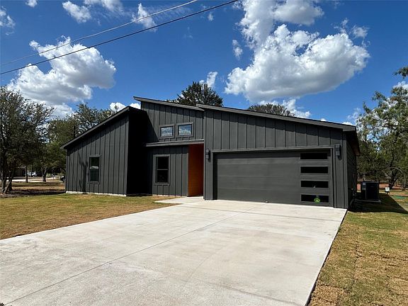 2nd image of 104 Waimanalo Ln