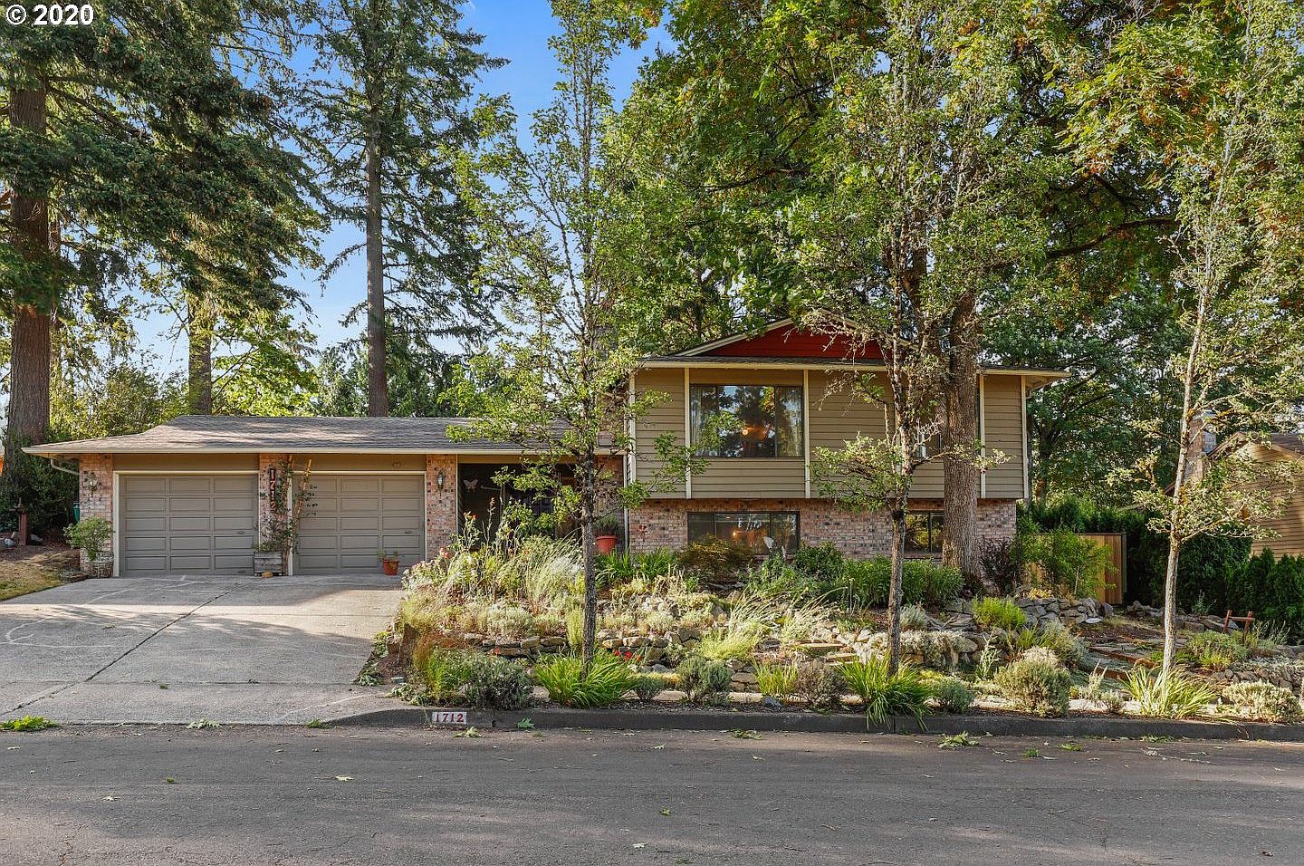 1712 SW 20th Ct, Gresham, OR 97080 Zillow