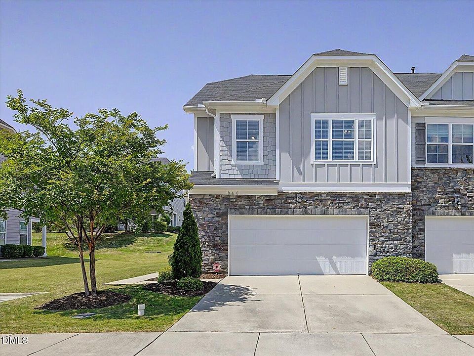 1st image of 846 Salem Pointe Pl