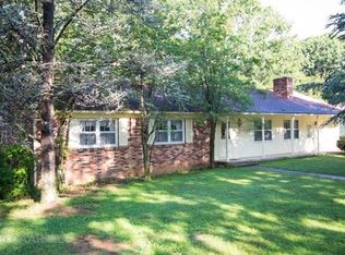 1191 Pinehurst Rd, Staunton, VA 24401