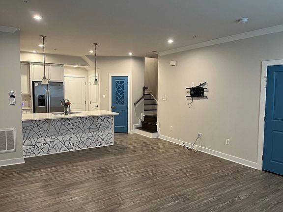 4th image of 14031 Sunrise Valley Dr Unit 3E