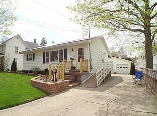 104 N Lansing St, Saint Johns, MI