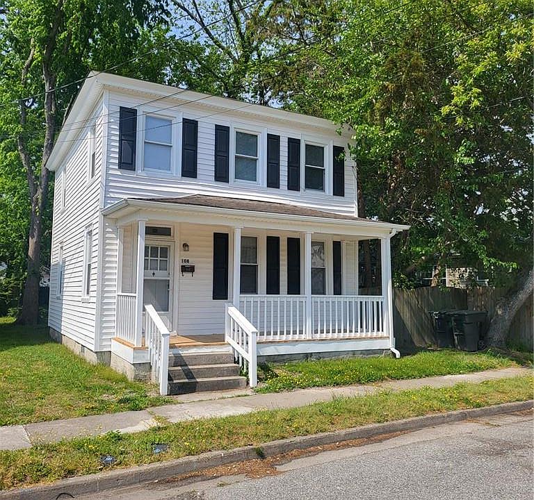 1st image of 108 E Howard St