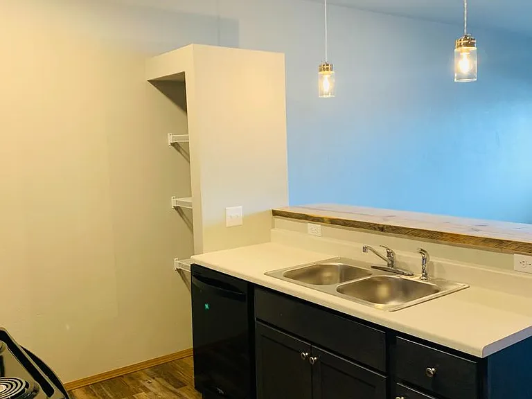 1520 Scott St — Photo 9