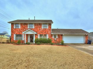 802 W Van Buren St, Purcell, OK 73080