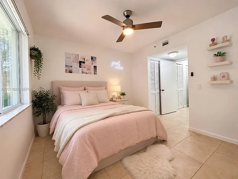 440 S Park Rd #109 — Photo 8