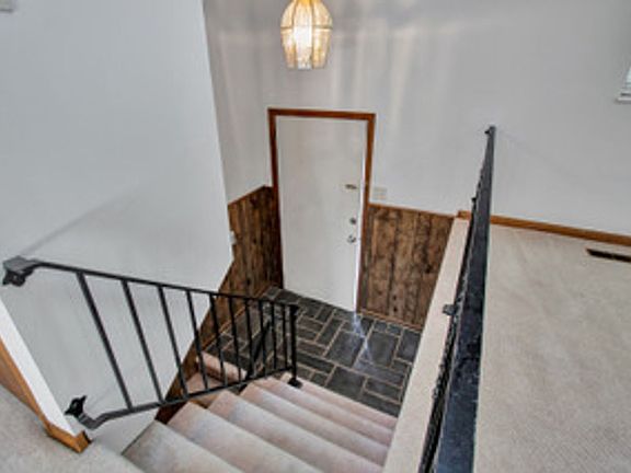 4th image of 504 Harrow Rd