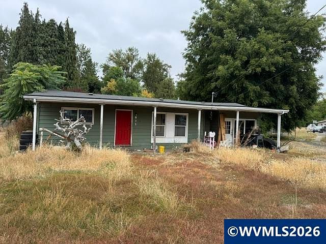 1st image of 895 Nelson Ave