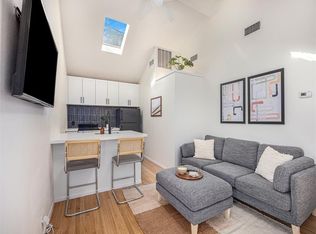 1118 Peddie St #B, Houston, TX 77009