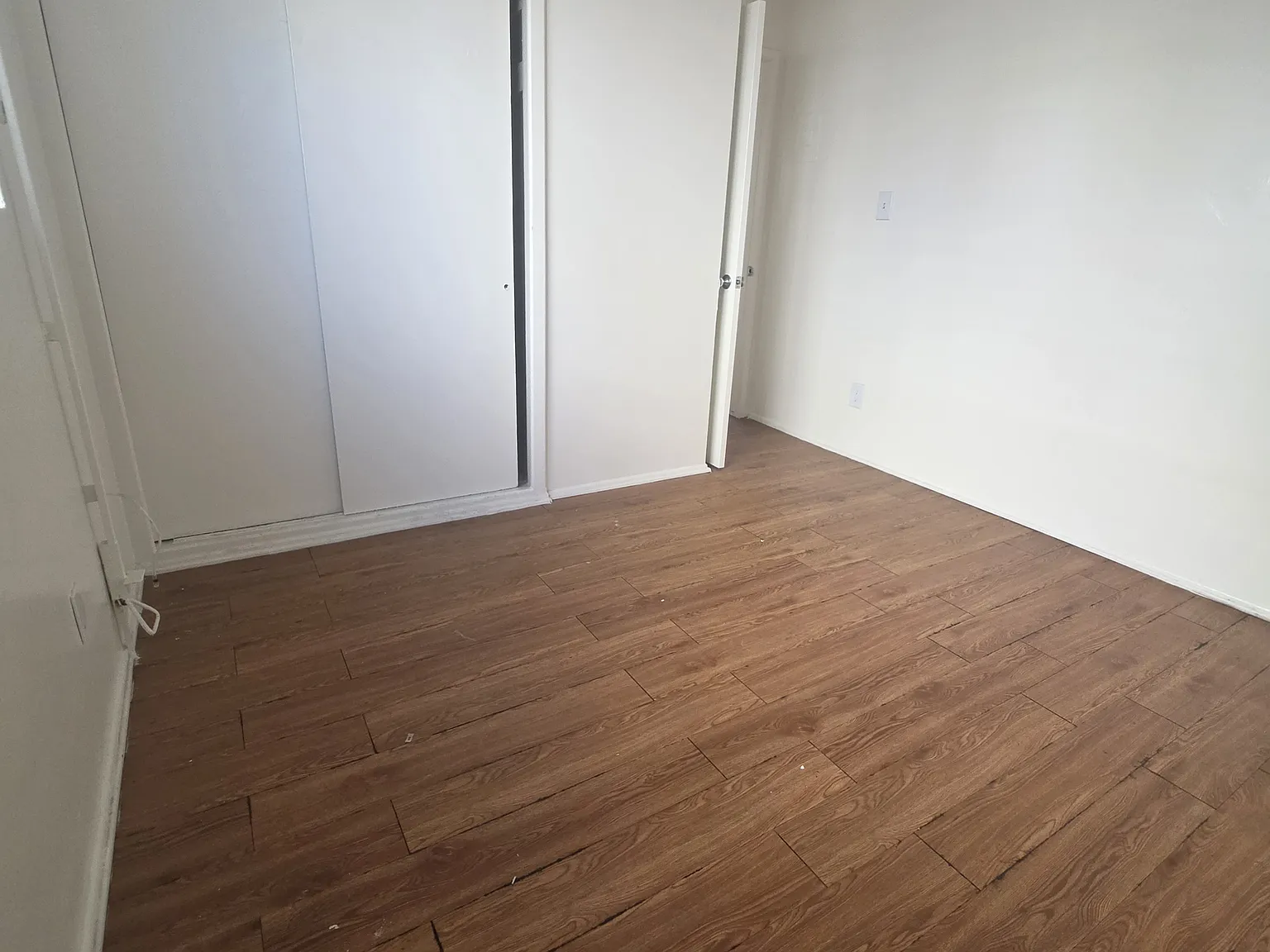 2 bed, $2,400 — Photo 3