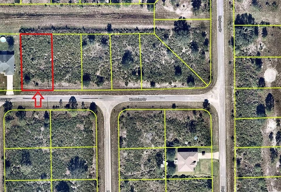 1st image of 550 Woodview Dr