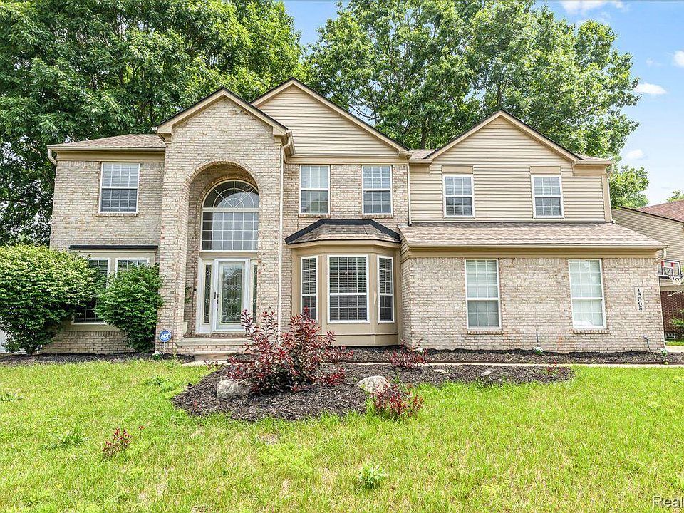 1st image of 15595 Brookside Dr