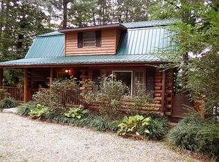 114 Old Oklahoma Dr, Hendersonville, NC 28739