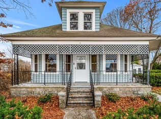 11 Devonshire St, Lawrence, MA 01843