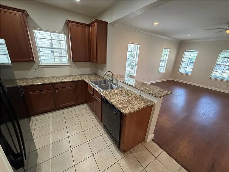 3400 Golfview Blvd #A — Photo 5