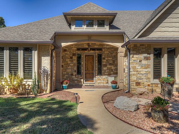 5th image of 3704 Cliff Dr