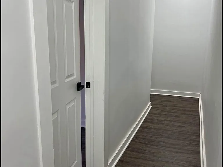 454 Newfield Ave #2 — Photo 6
