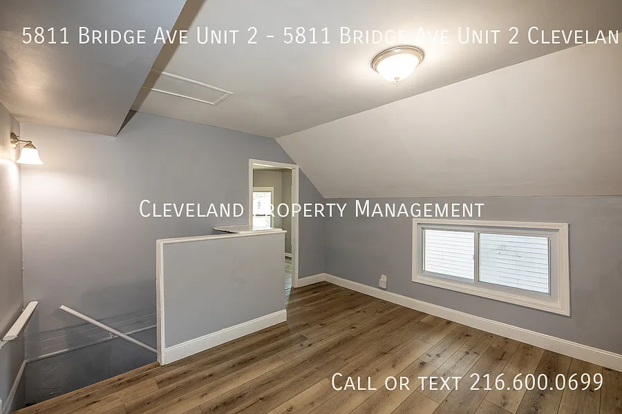 Charming 2 Bedroom units in Detroit-Shoreway — Photo 4