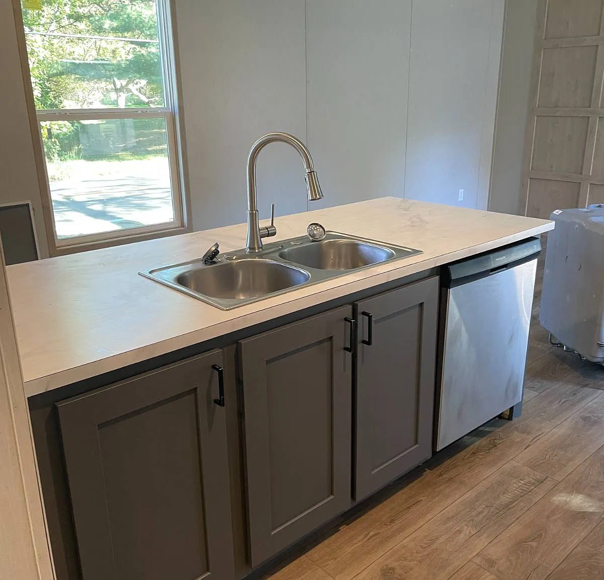 3 bed, 2.0 bath, $1,150 — Photo 4