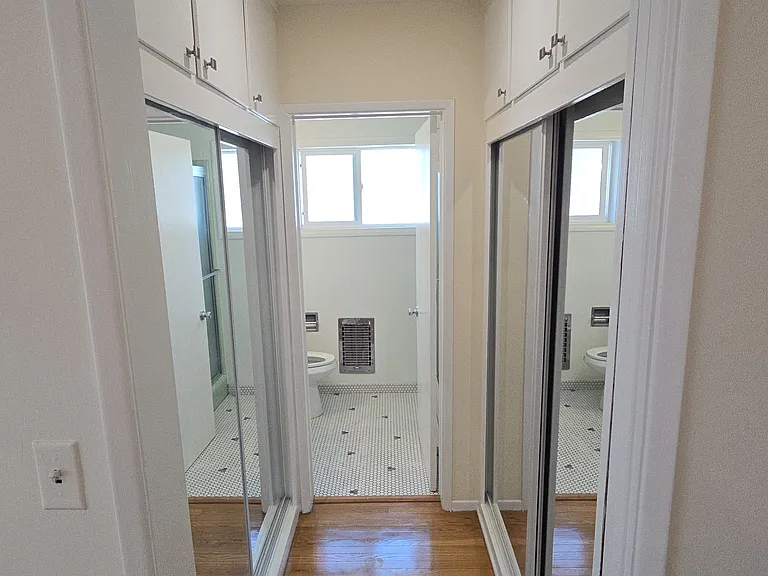 4226 Mary Ellen Ave #14 — Photo 9