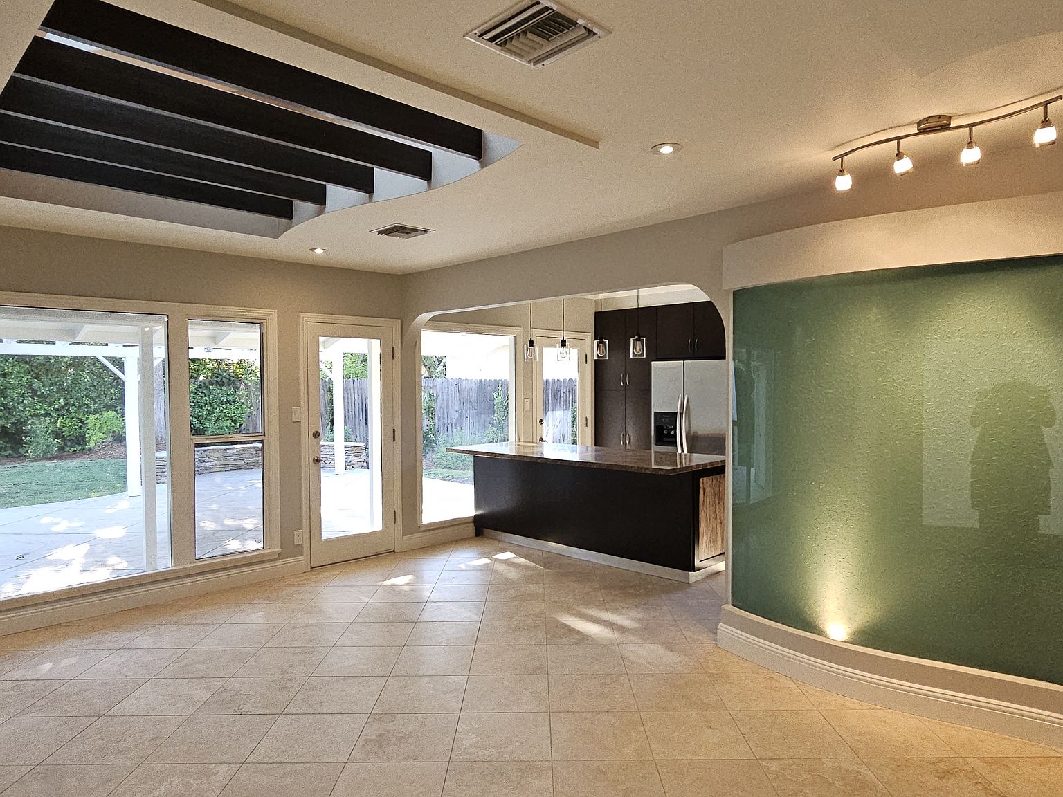 Nhân Đỗ 4947 Doman Ave, Tarzana, CA 91356 | Zillow