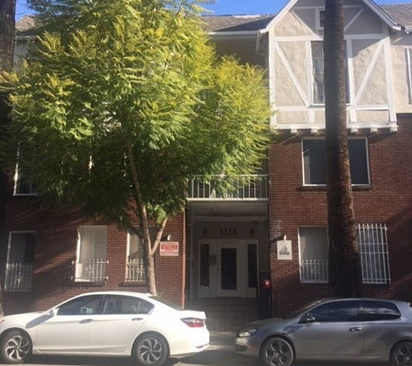 1st image of 1319 Ingraham St #205