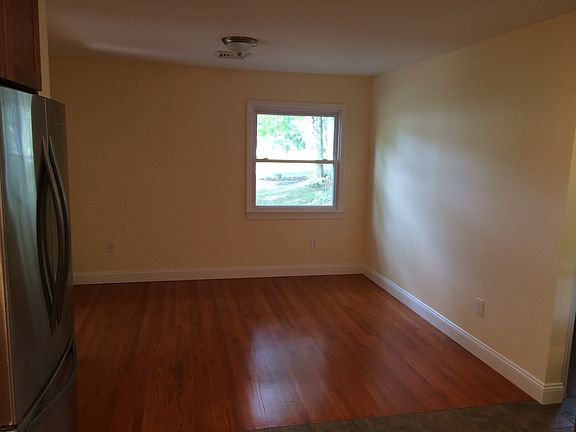5th image of 66 Rockwood Drive