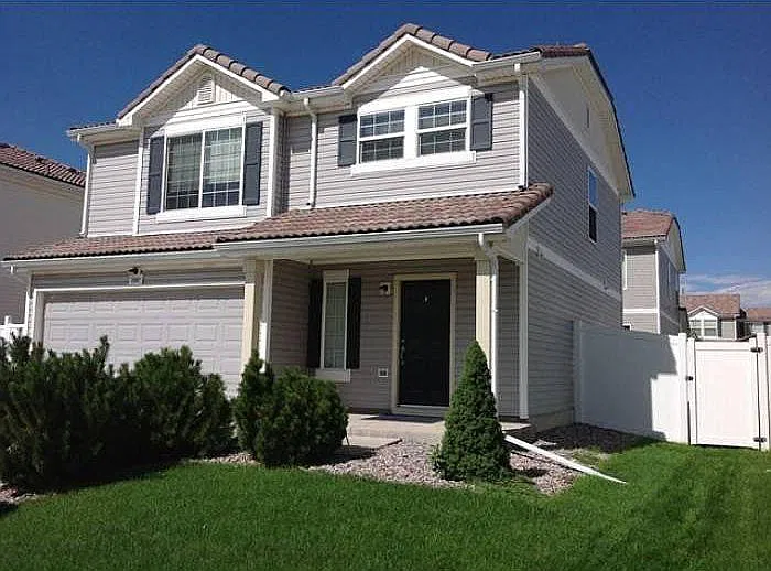19567 March Dr — Photo 2