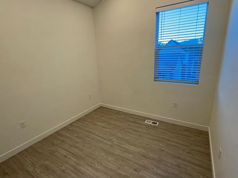 Woods Rose Townhomes — Photo 5
