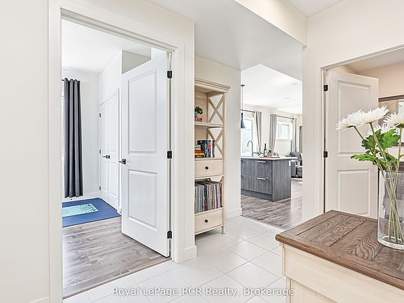 4th image of 11 Beckwith Ln #102