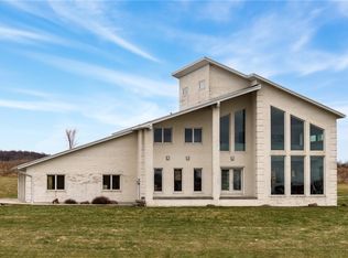 427 Jones Rd, Harrisville, PA 16038