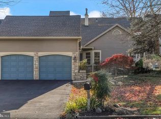 1745 Oak Hill Dr, Huntingdon Valley, PA
