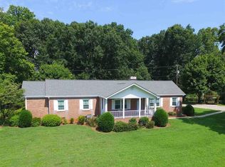 15 Dawson Rd, Greenville, SC 29609