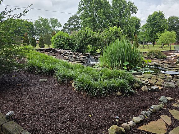 5th image of 9156 Coles Ferry Pike
