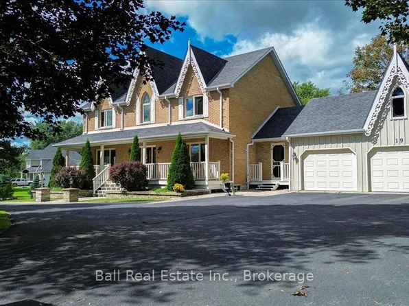 19 Castle Harbour Dr E, Scugog, ON L9L 1P4