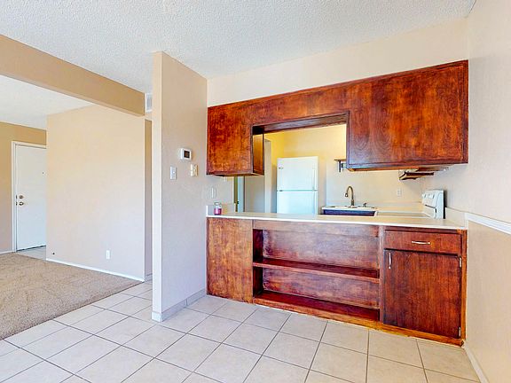 3rd image of 4711 Country Club Ln NW APT C4