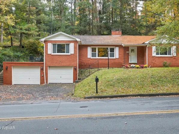 93 Round Hill Rd, Williamsport, PA 17701