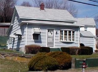 60 Phenix Ave, West Warwick, RI 02893