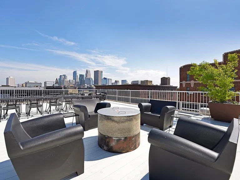 700 Washington Ave N #212 — Photo 20