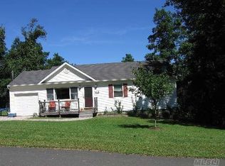 425 Liberty Ln, Southold, NY 11971